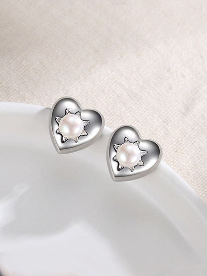 Petite Pearl Heart-shaped Earrings